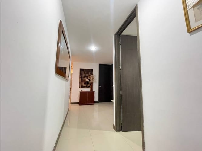 Apartamento de 3 alcobas en venta en Centenario, Cali, 109 m² · foto 3 de 24