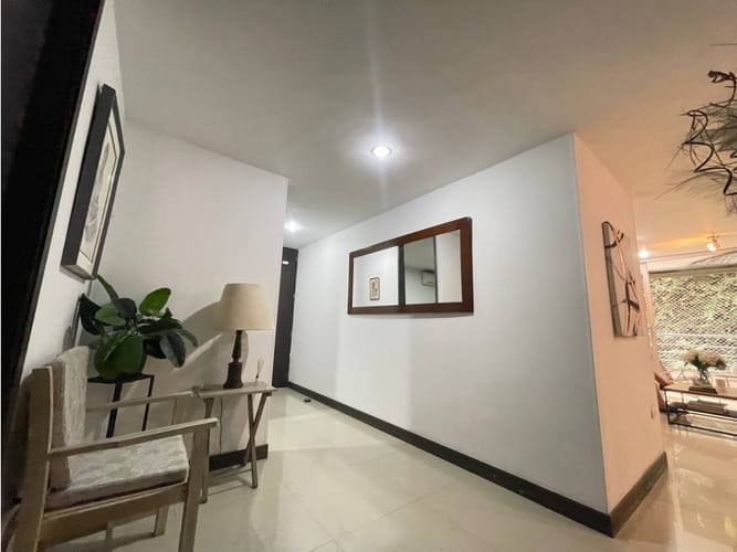 Apartamento de 3 alcobas en venta en Centenario, Cali, 109 m² · foto 4 de 24