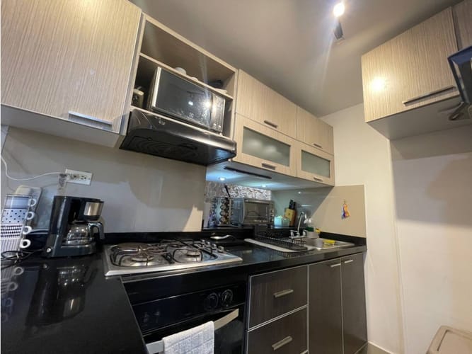 Apartamento de 3 alcobas en venta en Centenario, Cali, 109 m² · foto 12 de 24