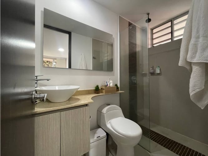 Apartamento de 3 alcobas en venta en Centenario, Cali, 109 m² · foto 19 de 24