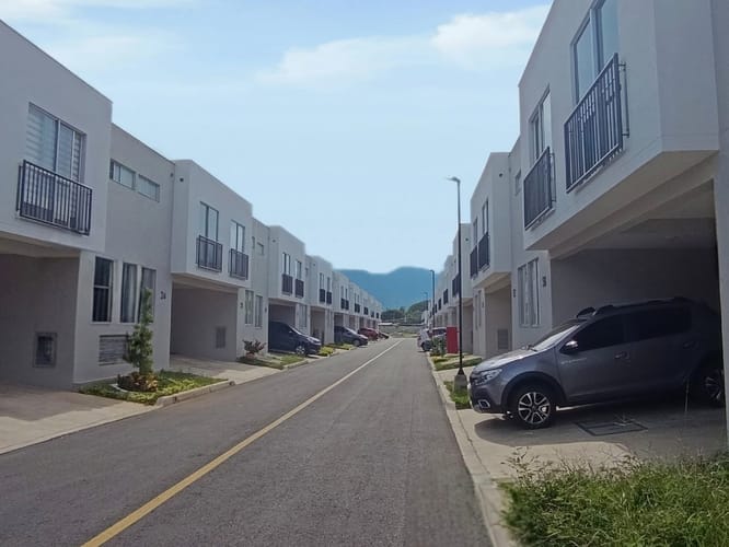 Casa de 3 alcobas en venta en Ciudad Country, Jamundí, 110 m² · foto 11 de 24
