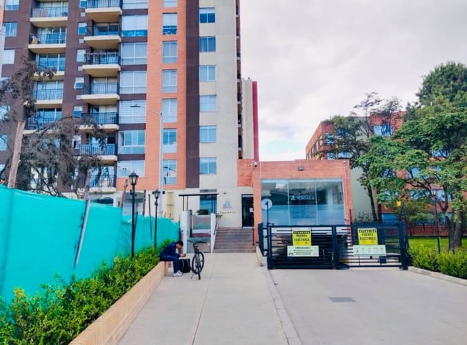 Apartamento de 3 alcobas en venta en Tibana, Bogotá, 94 m² · foto 17 de 24