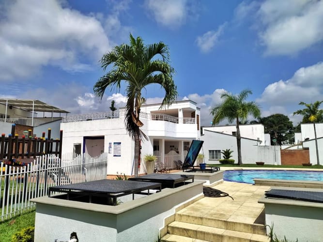 Casa de 4 alcobas en venta en Ciudad Jardin, Cali, 186 m² · foto 3 de 24