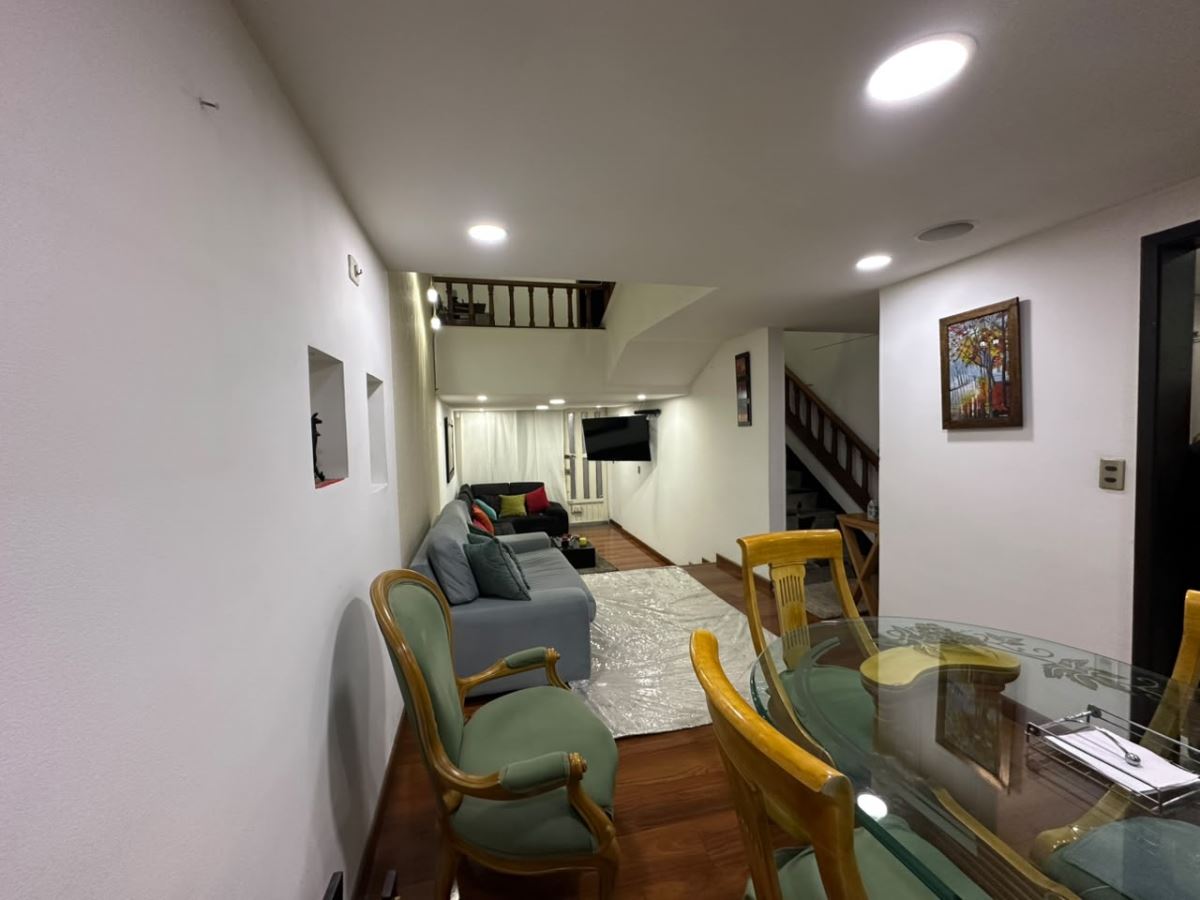 Casa en venta en Barrios Unidos, Bogotá · foto 8 de 21