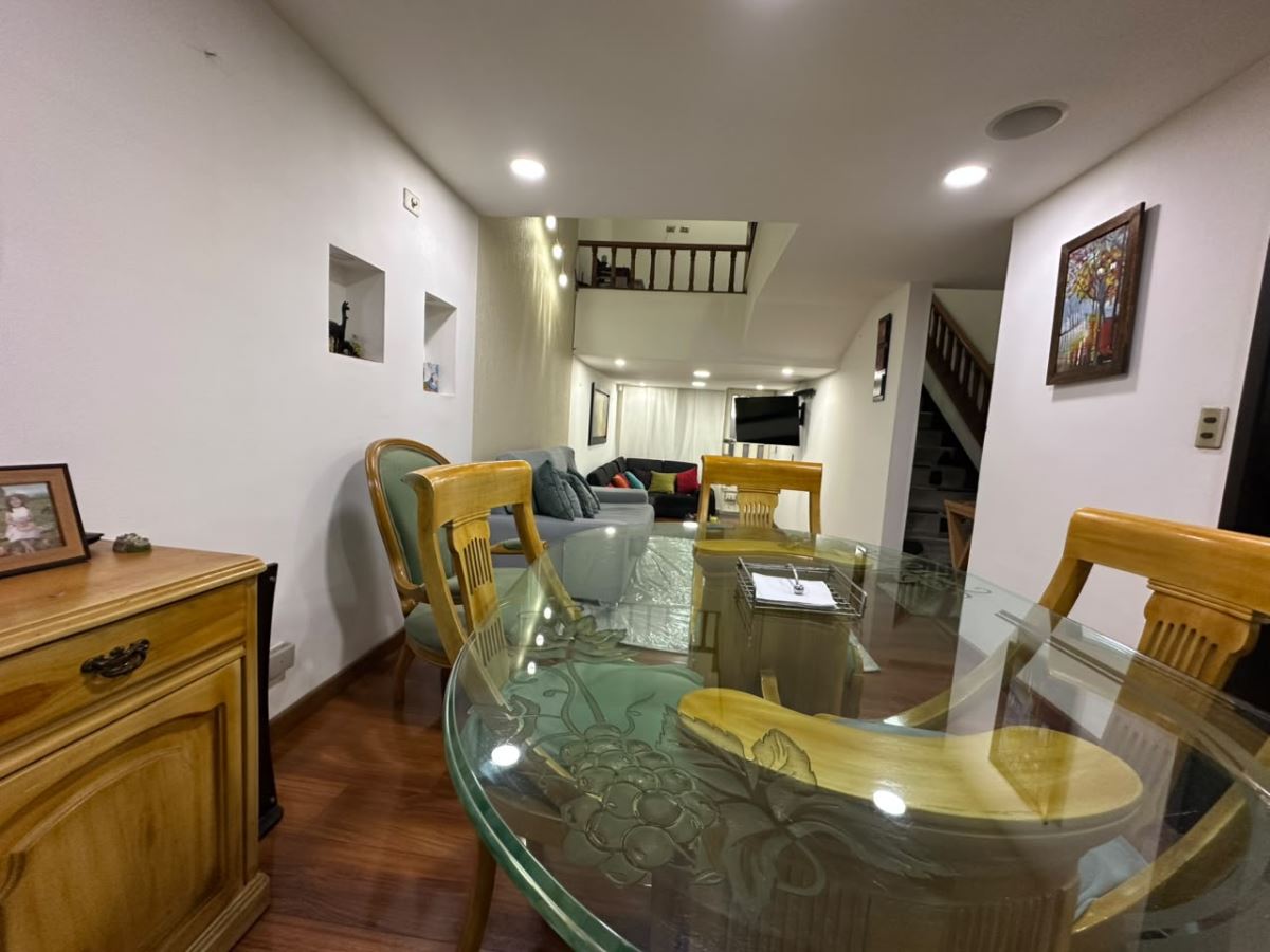 Casa en venta en Barrios Unidos, Bogotá · foto 9 de 21