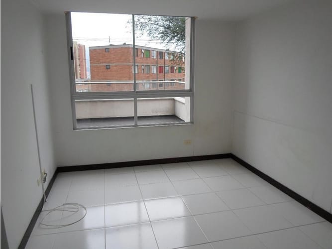 Apartamento de 3 alcobas en arriendo en Asomadera No.2, Medellín, 150 m² · foto 7 de 19
