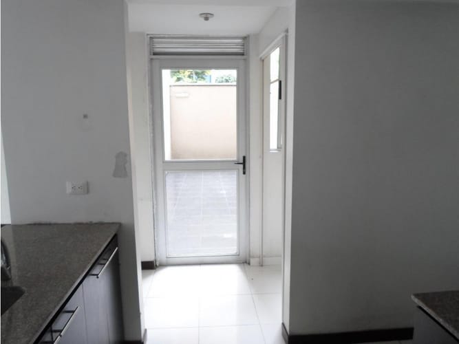 Apartamento de 3 alcobas en arriendo en Asomadera No.2, Medellín, 150 m² · foto 13 de 19