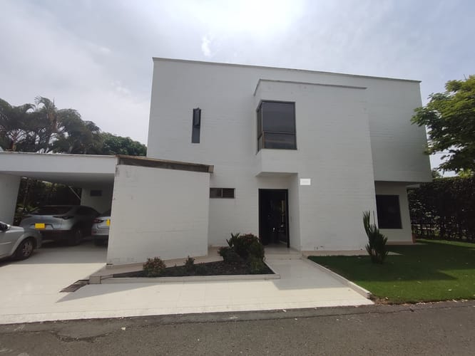 Casa de 3 alcobas en venta en La Morada, Jamundí, 513 m² · foto 3 de 24