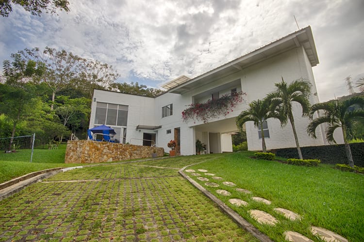 Casa de 5 alcobas en venta en Verde Horizonte, Jamundí, 1407 m² · foto 4 de 24