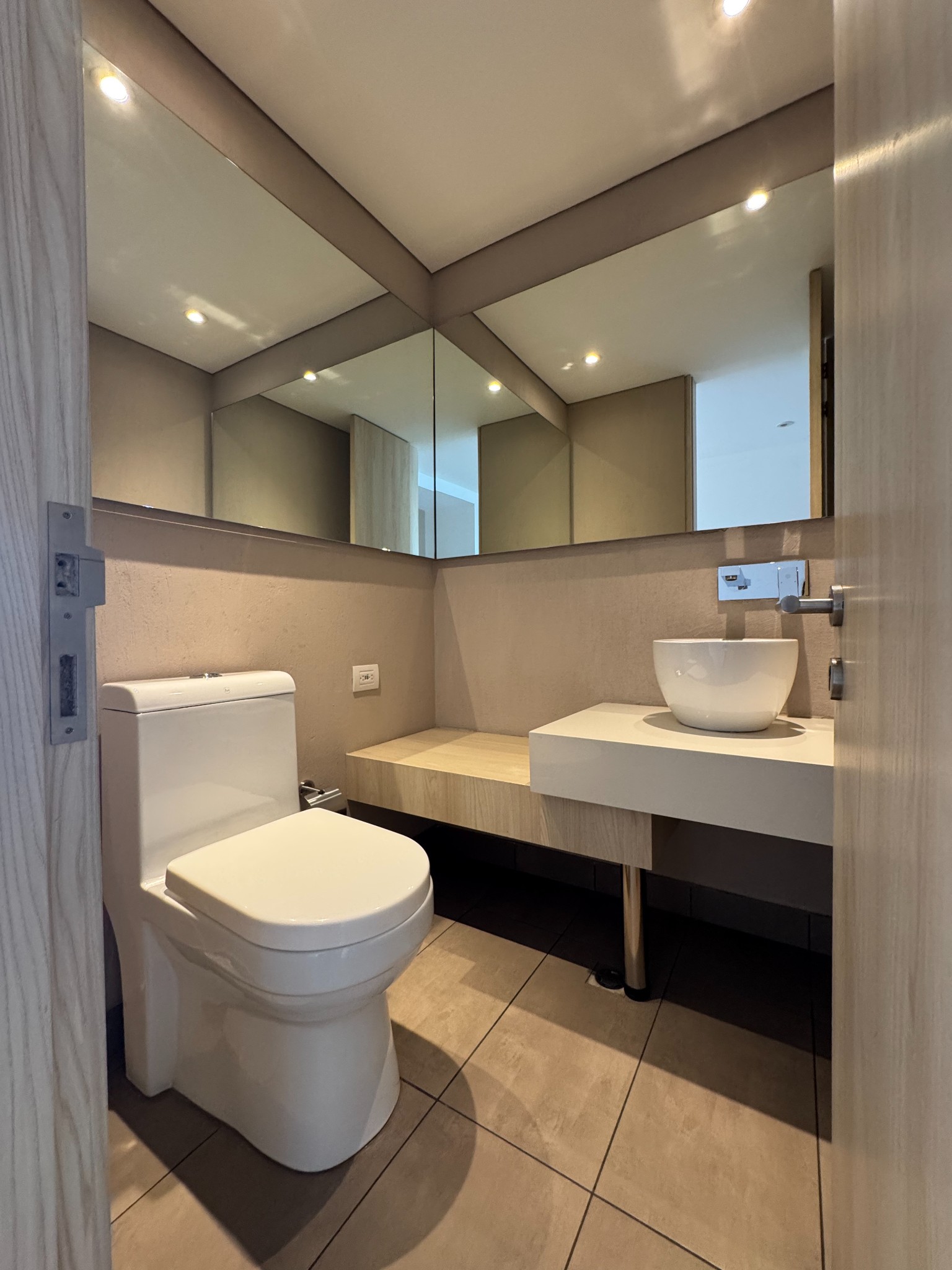 Apartamento en venta en El Refugio, Bogotá · foto 9 de 24