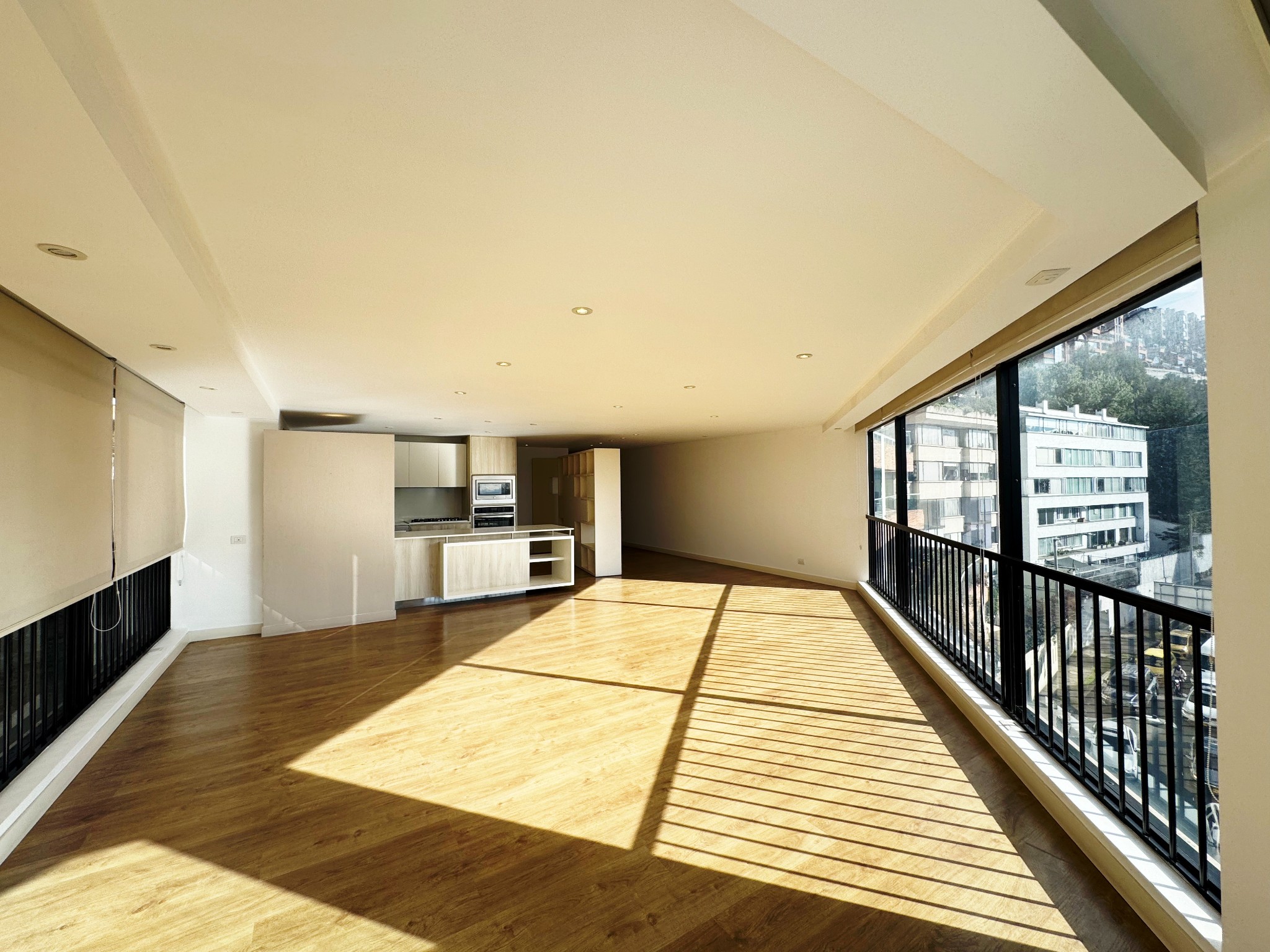 Apartamento en venta en El Refugio, Bogotá · foto 6 de 24