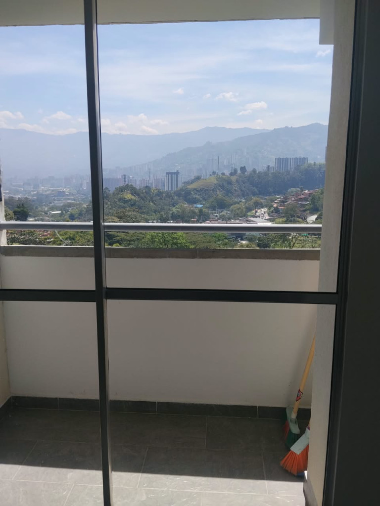 Apartamento en venta en La Aldea, La Estrella · foto 22 de 24