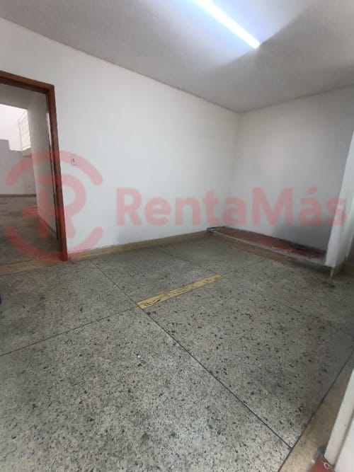 Casa de 12 alcobas en venta en Blanco, Cúcuta, 446 m² · foto 5 de 24