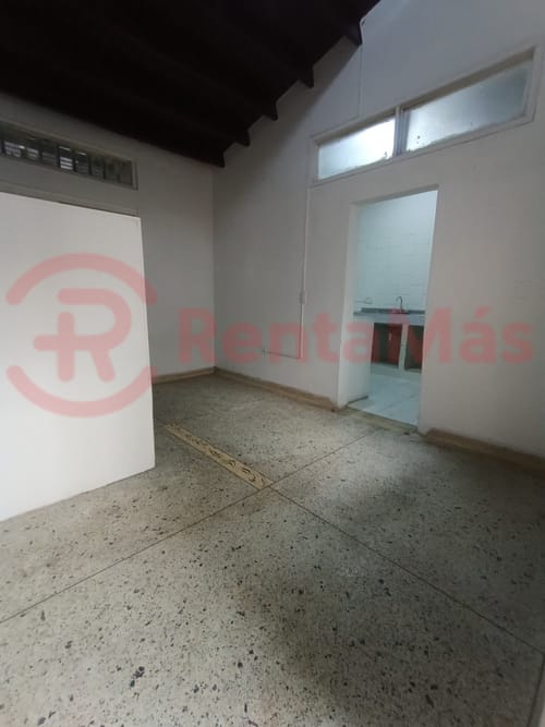 Casa de 12 alcobas en venta en Blanco, Cúcuta, 446 m² · foto 8 de 24