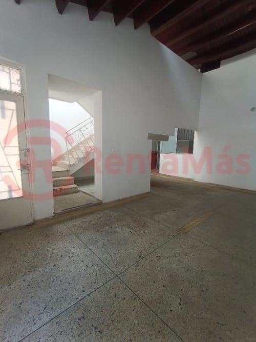 Casa de 12 alcobas en venta en Blanco, Cúcuta, 446 m² · foto 13 de 24