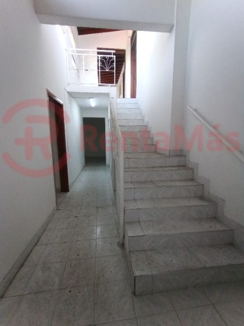 Casa de 12 alcobas en venta en Blanco, Cúcuta, 446 m² · foto 18 de 24