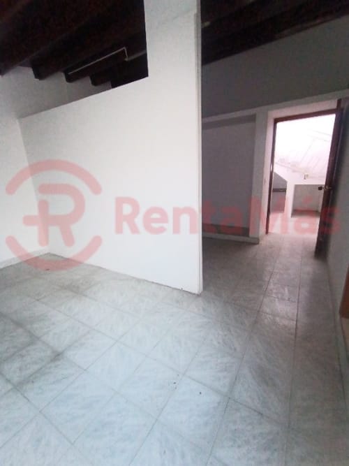 Casa de 12 alcobas en venta en Blanco, Cúcuta, 446 m² · foto 19 de 24