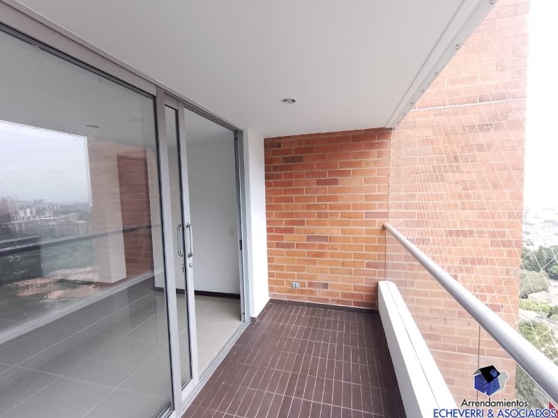 Apartamento en venta en Loma De Las Brujas, Envigado · foto 5 de 12