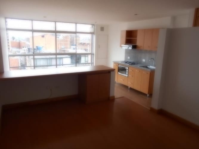Apartaestudio en venta en Chapinero, Bogotá, 41 m² · foto 2 de 24