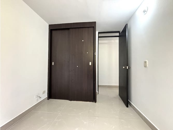 Apartamento de 3 alcobas en arriendo en Los Cerros - El Vergel, Medellín, 55 m² · foto 8 de 11