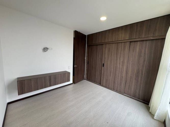 Apartamento de 2 alcobas en arriendo en El Carmelo Ii, Sabaneta, 80 m² · foto 10 de 24