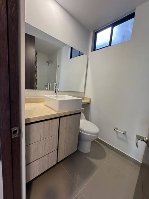 Apartamento de 2 alcobas en arriendo en El Carmelo Ii, Sabaneta, 80 m² · foto 11 de 24