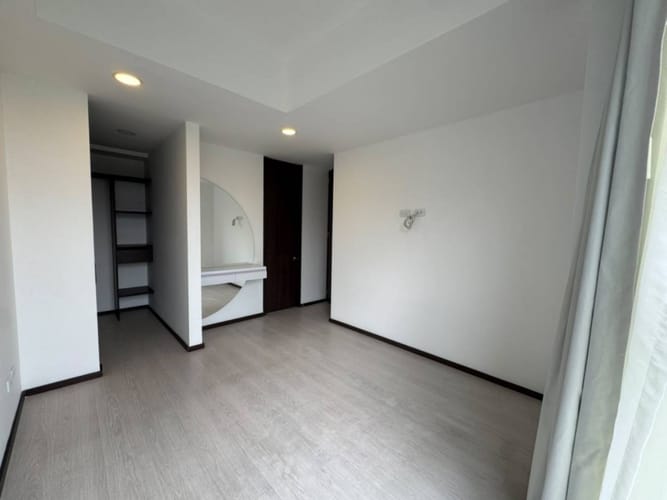 Apartamento de 2 alcobas en arriendo en El Carmelo Ii, Sabaneta, 80 m² · foto 12 de 24