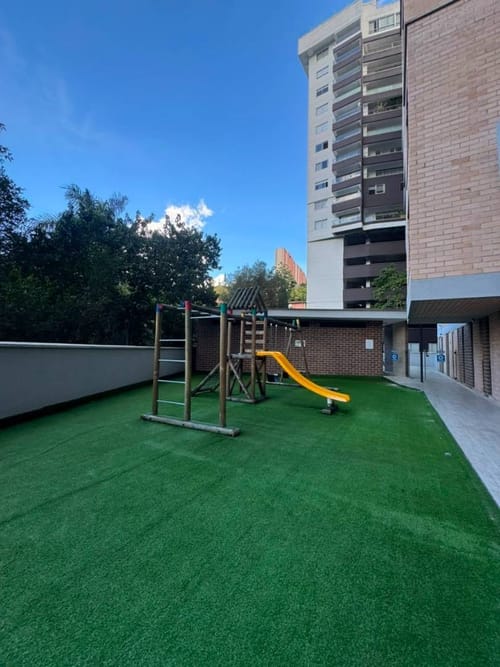 Apartamento de 2 alcobas en arriendo en El Carmelo Ii, Sabaneta, 80 m² · foto 23 de 24