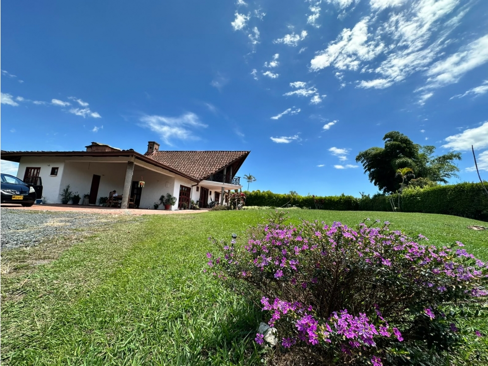 Casa en venta en Tribunas Corcega, Pereira · foto 3 de 24