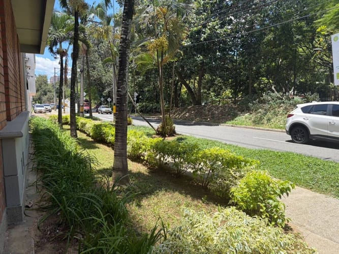 Apartamento de 2 alcobas en arriendo en Patio Bonito, Medellín, 65 m² · foto 21 de 23