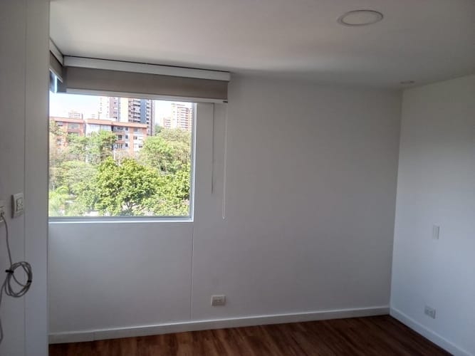 Apartamento de 3 alcobas en arriendo en Loma Del Esmeraldal, Envigado, 86 m² · foto 7 de 14