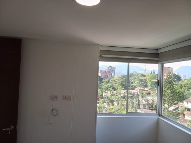 Apartamento de 3 alcobas en arriendo en Loma Del Esmeraldal, Envigado, 86 m² · foto 8 de 14