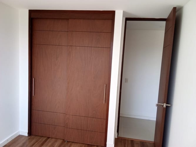 Apartamento de 3 alcobas en arriendo en Loma Del Esmeraldal, Envigado, 86 m² · foto 10 de 14