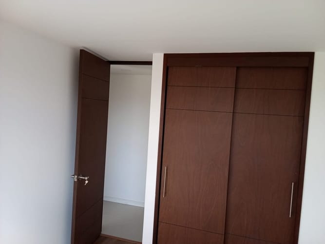 Apartamento de 3 alcobas en arriendo en Loma Del Esmeraldal, Envigado, 86 m² · foto 12 de 14