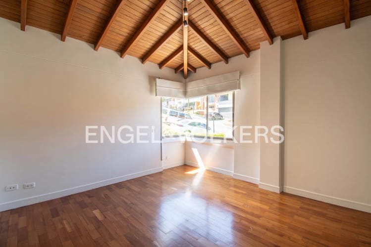 Casa en venta en Loma Del Chocho, Envigado · foto 18 de 24