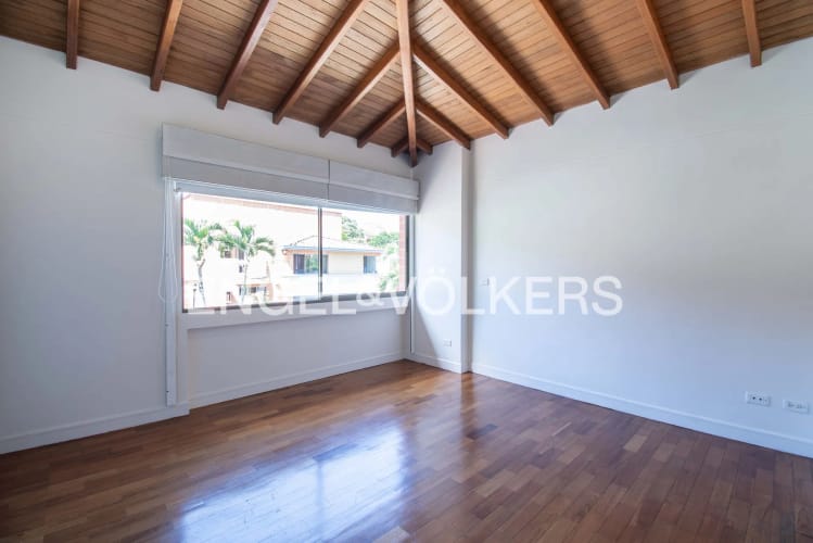 Casa en venta en Loma Del Chocho, Envigado · foto 16 de 24