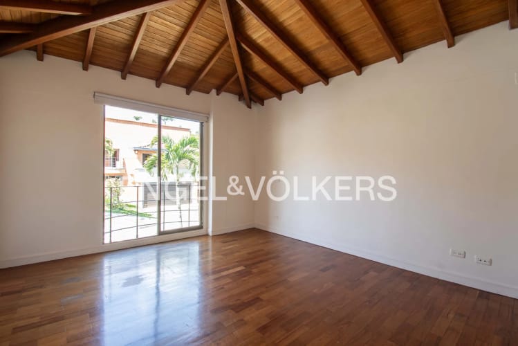 Casa en venta en Loma Del Chocho, Envigado · foto 14 de 24