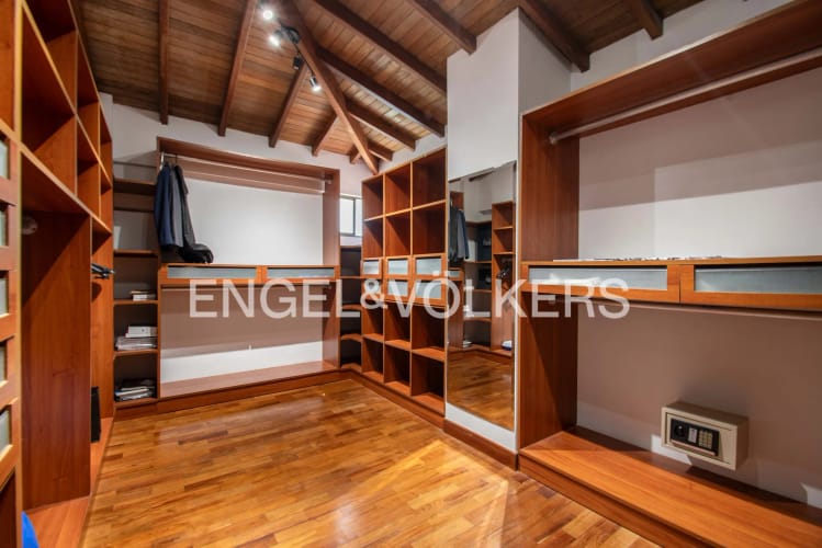 Casa en venta en Loma Del Chocho, Envigado · foto 11 de 24