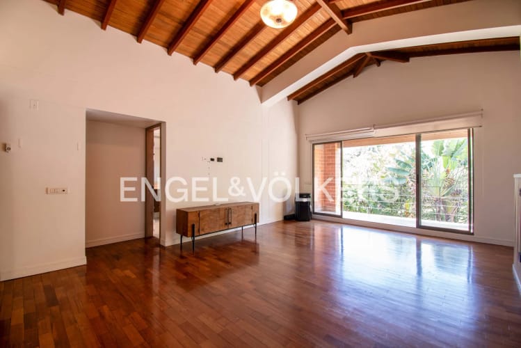 Casa en venta en Loma Del Chocho, Envigado · foto 9 de 24