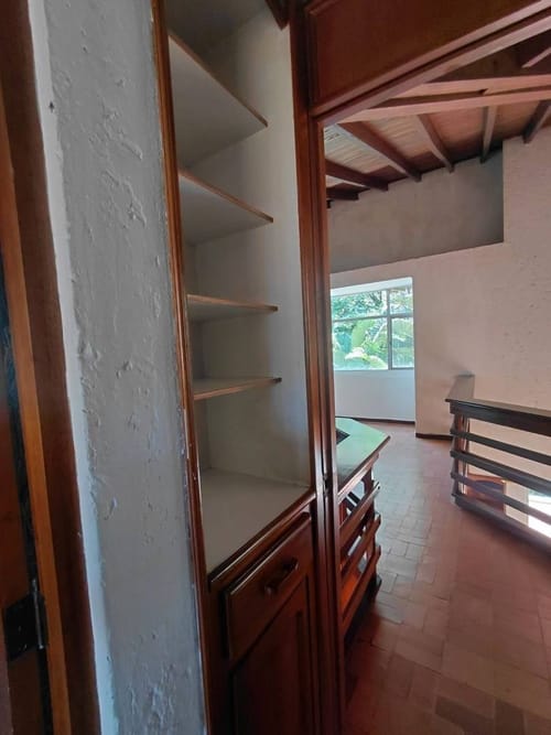 Apartamento de 3 alcobas en arriendo en El Tesoro, Medellín, 214 m² · foto 6 de 20