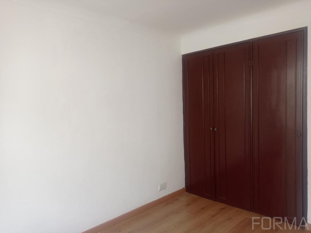Apartamento en venta en Cedritos, Bogotá · foto 3 de 12