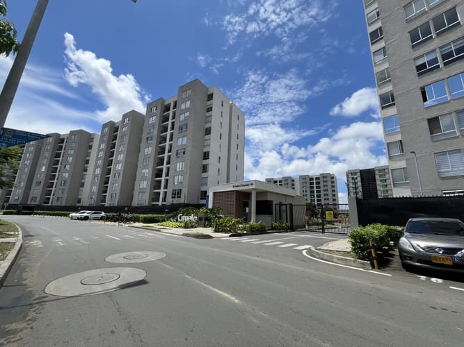 Apartamento de 2 alcobas en arriendo en Ciudad Country, Jamundí, 70 m² · foto 2 de 21
