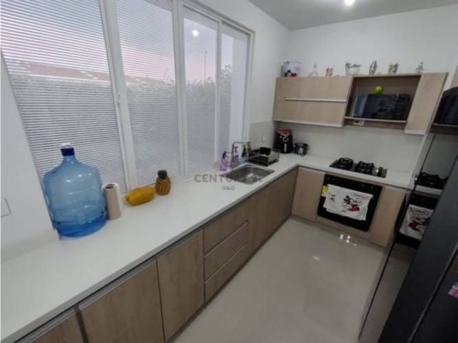 Casa de 4 alcobas en venta en El Castillo, Jamundí, 208 m² · foto 5 de 20
