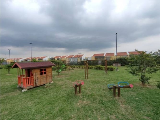 Casa de 4 alcobas en venta en El Castillo, Jamundí, 208 m² · foto 19 de 20