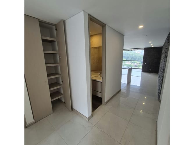 Apartamento de 3 alcobas en venta en Vía Las Palmas, Medellín, 122 m² · foto 6 de 15