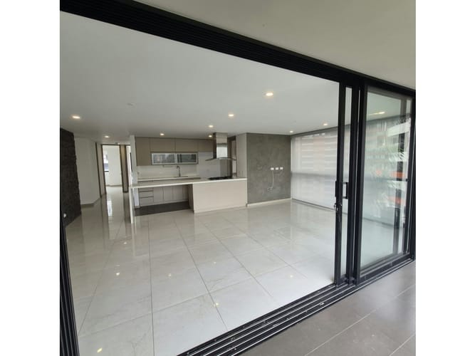 Apartamento de 3 alcobas en venta en Vía Las Palmas, Medellín, 122 m² · foto 11 de 15