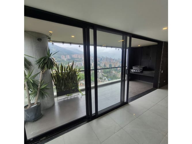 Apartamento de 3 alcobas en venta en Vía Las Palmas, Medellín, 122 m² · foto 14 de 15