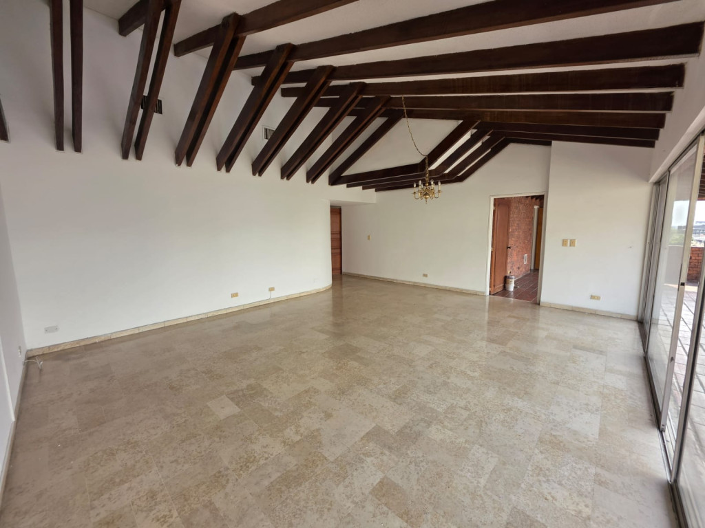 Apartamento en arriendo en Granada, Cali · foto 4 de 20
