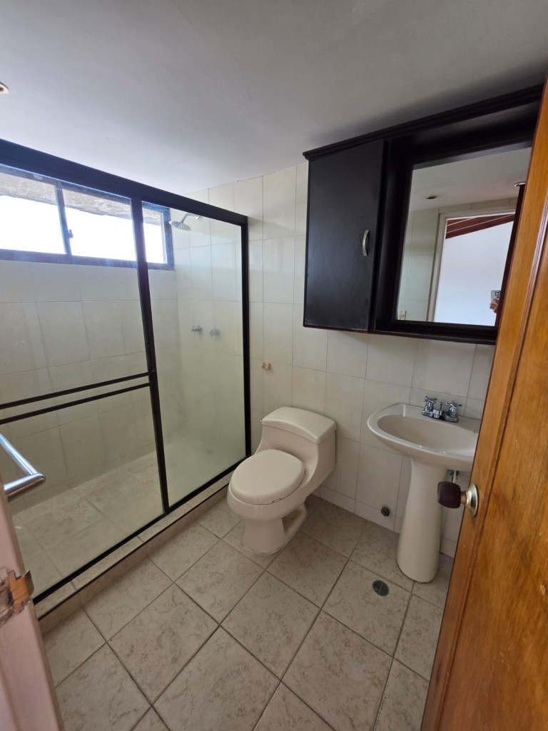 Apartamento en arriendo en Granada, Cali · foto 14 de 20