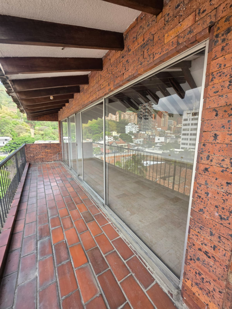 Apartamento en arriendo en Granada, Cali · foto 19 de 20